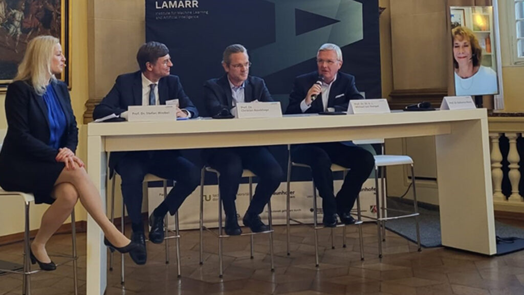 Lamarr-Institut für Maschinelles Lernen und Künstliche Intelligenz feierlich eröffnet: „Ein echter Meilenstein für die KI-Forschung in Deutschland“ 9 Lamarr Opening 0007 Lamarr Direktorium c Fraunhofer IAIS 1.jpg 1 - Lamarr Institute for Machine Learning (ML) and Artificial Intelligence (AI)