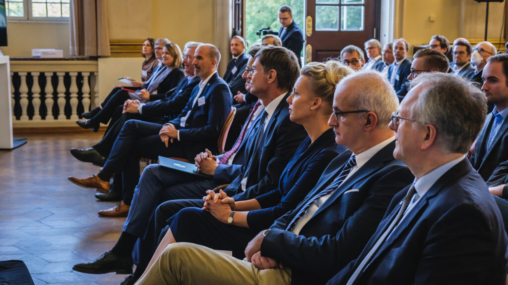 Lamarr-Institut für Maschinelles Lernen und Künstliche Intelligenz feierlich eröffnet: „Ein echter Meilenstein für die KI-Forschung in Deutschland“ 8 Unbenannt 1 0000 Lamarr Eroeffnung c Fraunhofer IAIS 1.jpg 1 - Lamarr Institute for Machine Learning (ML) and Artificial Intelligence (AI)