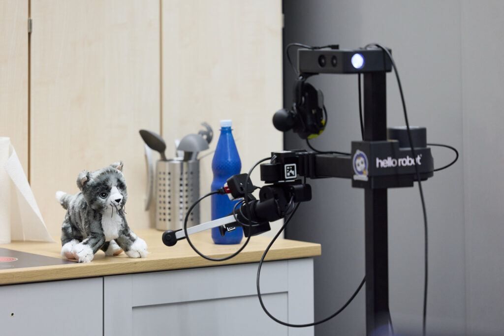 Experience AI at the 2026 Bonn Science Night 3 LAMARR Haushatsroboter 1 Volker Lannert - Lamarr Institute for Machine Learning (ML) and Artificial Intelligence (AI)