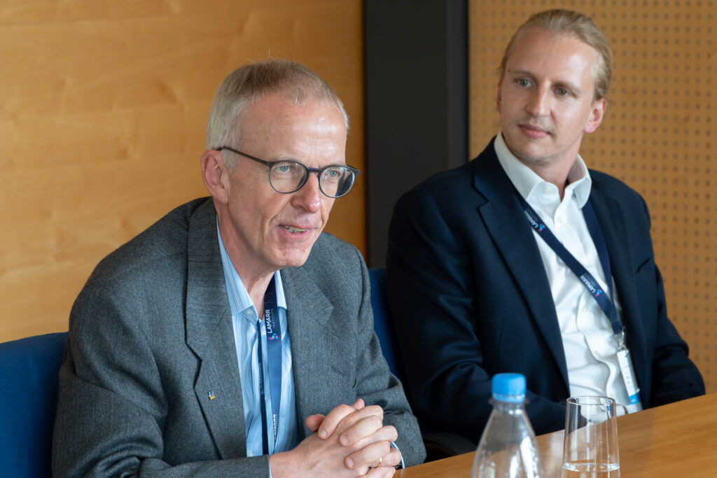 Lamarr Institute and CRCHUM Strengthen International Collaboration 3 LoI 2 - Lamarr Institute for Machine Learning (ML) and Artificial Intelligence (AI)